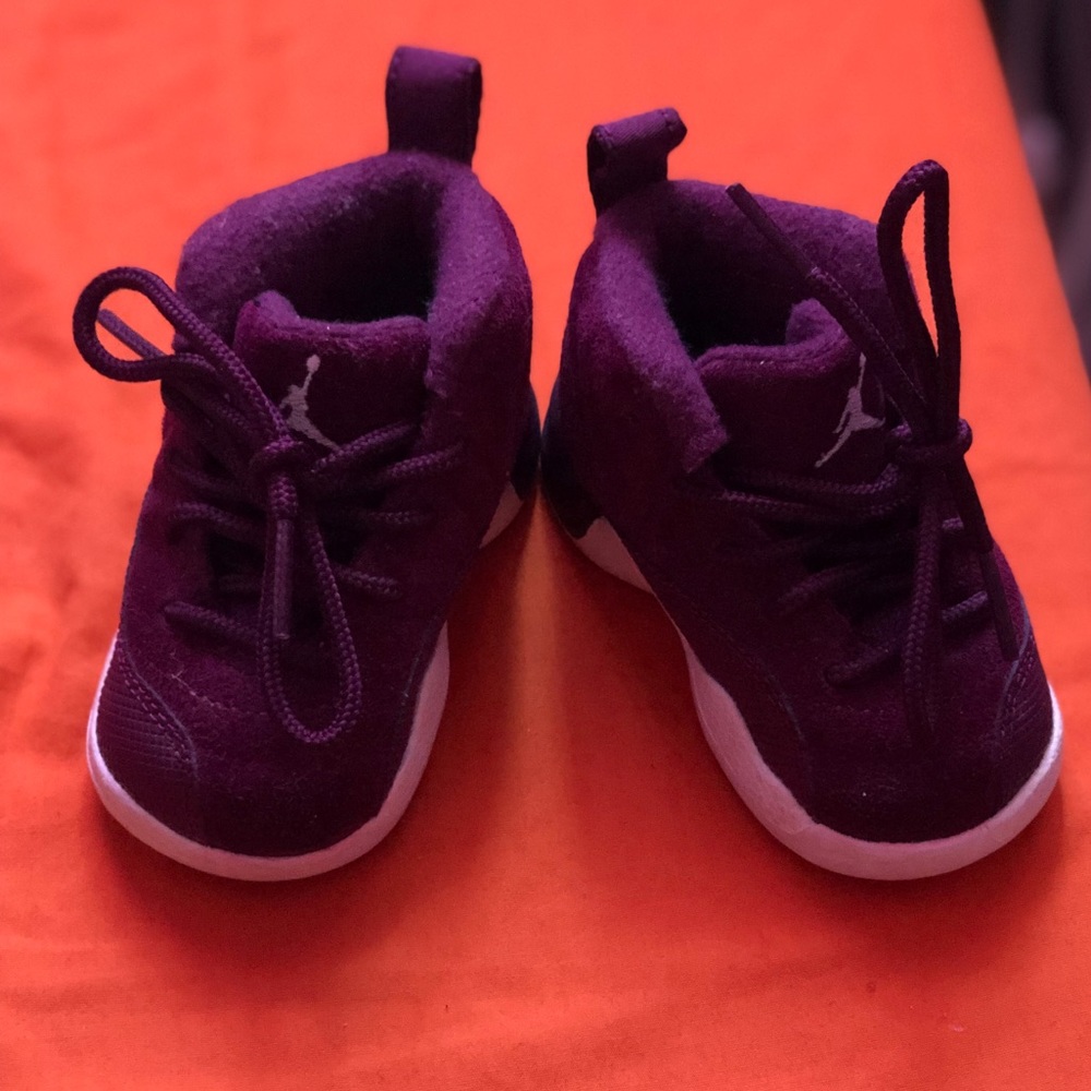 Air Jordan 12 Bordeaux